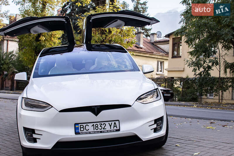 Tesla Model X 2017