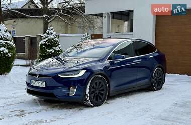 Tesla Model X 2018
