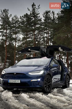 Tesla Model X 2022