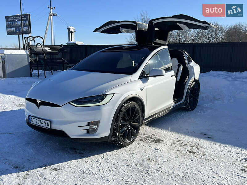 Tesla Model X