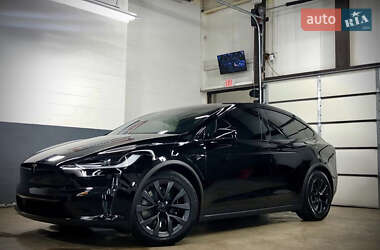 Tesla Model X 2022