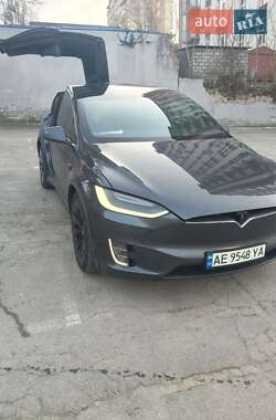 Tesla Model X  2018