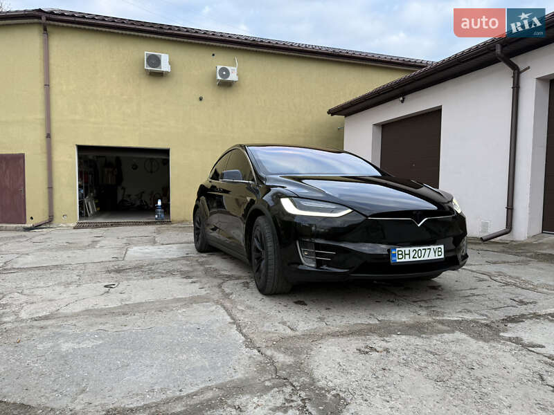 Tesla Model X
