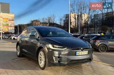 Tesla Model X  2016