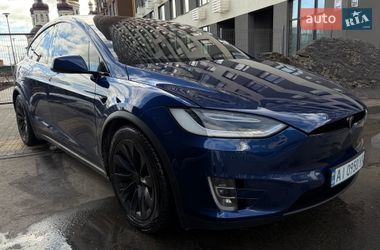 Tesla Model X  2019