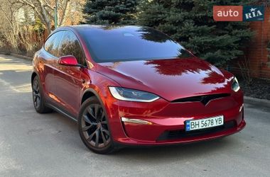 Tesla Model X  2024