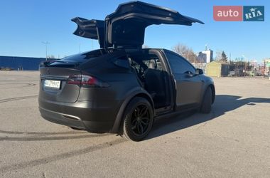 Tesla Model X  2017