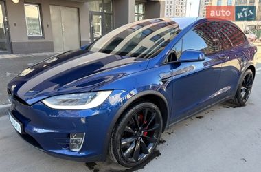 Tesla Model X  2019