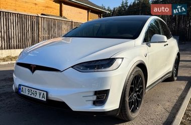 Tesla Model X  2019