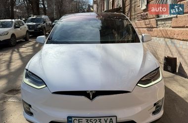 Tesla Model X  2018