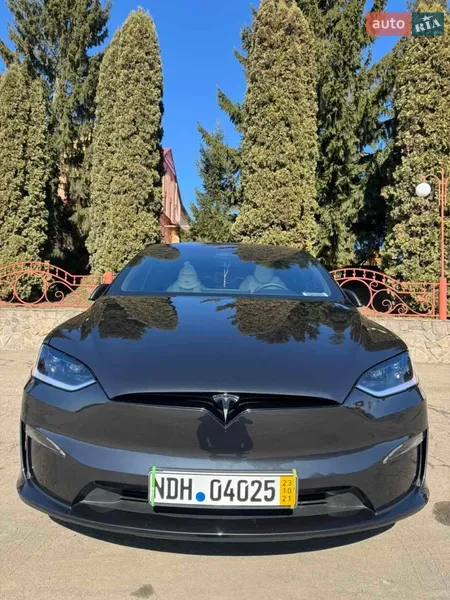 Tesla Model X
