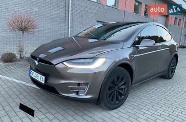 Tesla Model X  2016