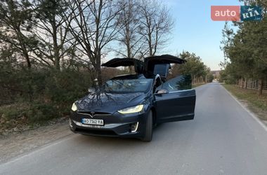 Tesla Model X  2018