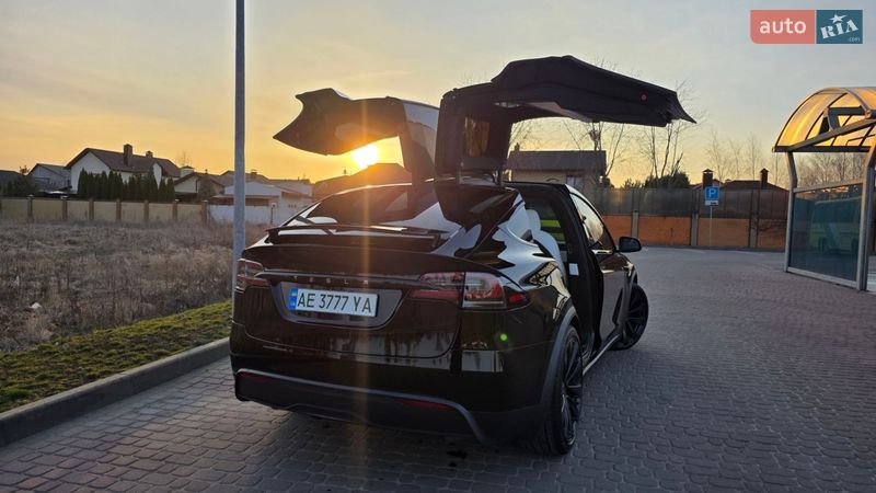 Внедорожник / Кроссовер Tesla Model X 2023 в Днепре