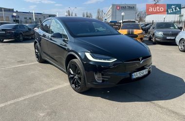 Tesla Model X 2018