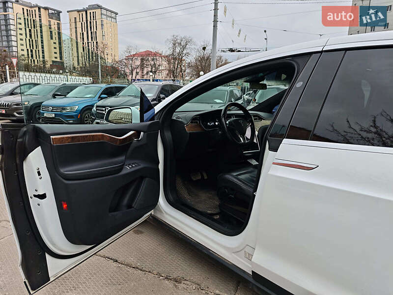 Внедорожник / Кроссовер Tesla Model X 2016 в Харькове фото 18 Внедорожник / Кроссовер Tesla Model X 2016 в Харькове