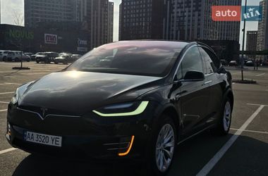 Tesla Model X  2016