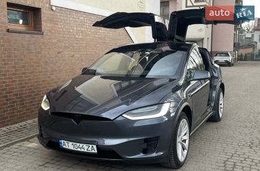 Tesla Model X  2016