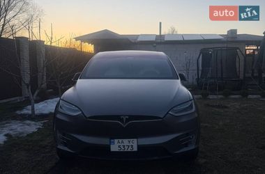 Tesla Model X 2018