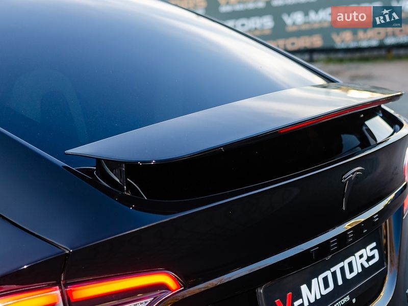 Внедорожник / Кроссовер Tesla Model X 2022 в Киеве