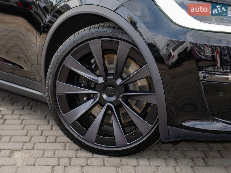 Внедорожник / Кроссовер Tesla Model X 2022 в Киеве