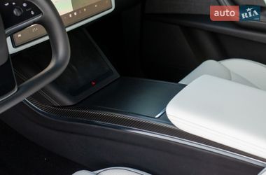 Внедорожник / Кроссовер Tesla Model X 2022 в Киеве