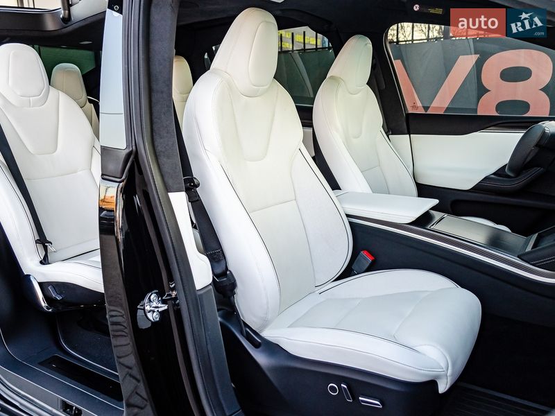 Внедорожник / Кроссовер Tesla Model X 2022 в Киеве