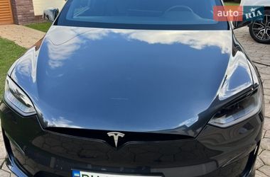 Tesla Model X  2024