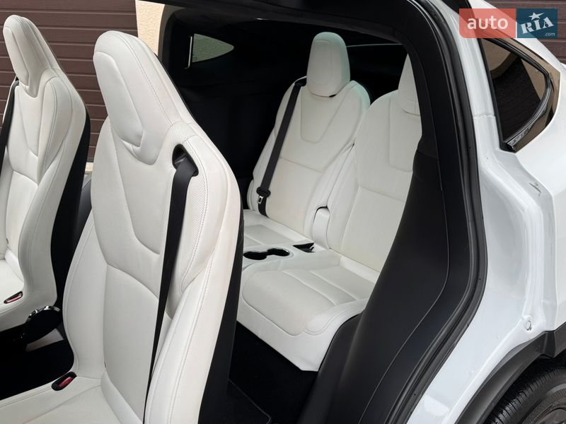 Внедорожник / Кроссовер Tesla Model X 2021 в Полтаве фото 15 Внедорожник / Кроссовер Tesla Model X 2021 в Полтаве