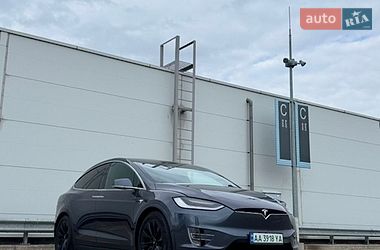 Tesla Model X  2017
