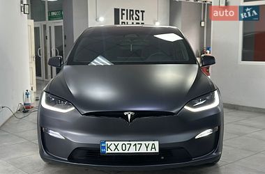 Tesla Model X  2023