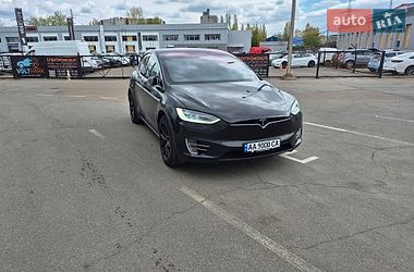 Tesla Model X  2017