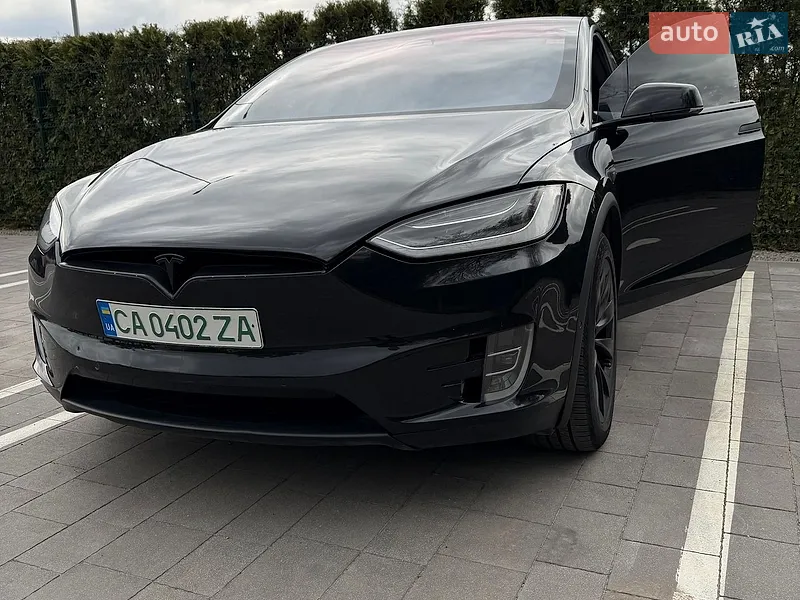 Tesla Model X 2017