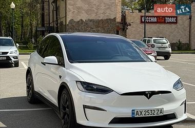 Tesla Model X  2023