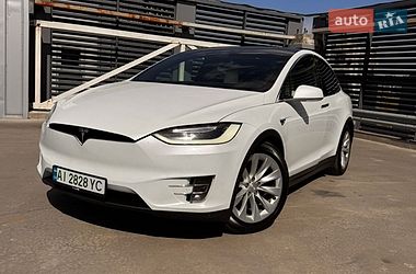 Tesla Model X  2017