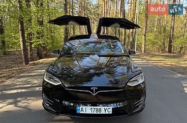 Tesla Model X  2018