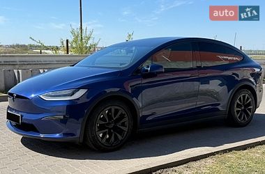 Tesla Model X 2022
