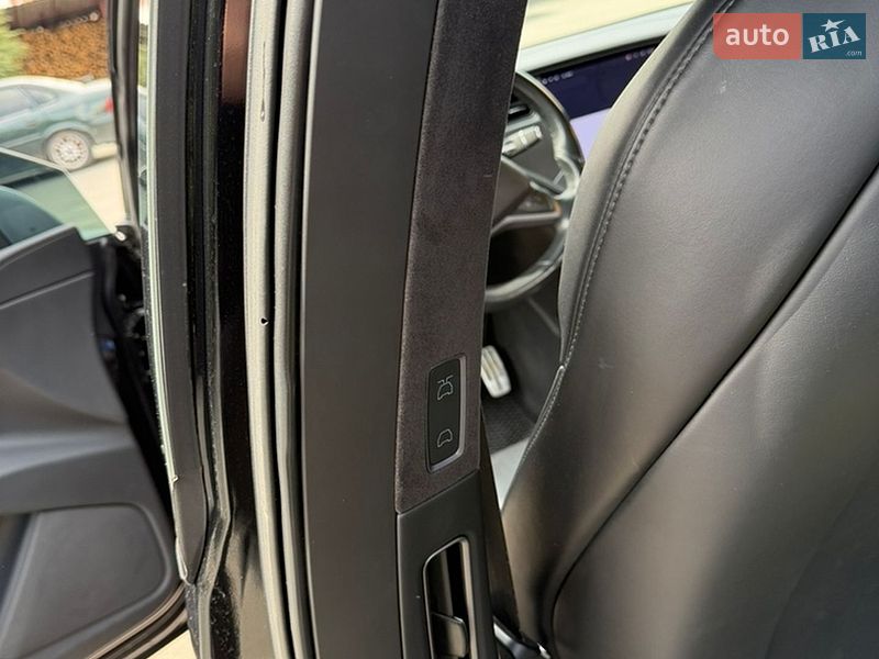 Позашляховик / Кросовер Tesla Model X 2019 в Києві фото 39 Позашляховик / Кросовер Tesla Model X 2019 в Києві