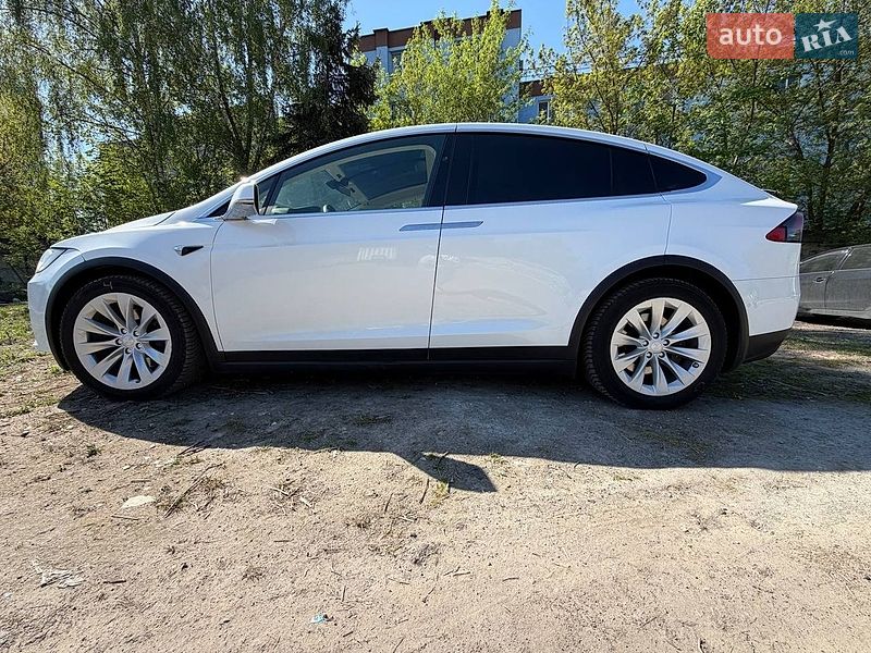 Внедорожник / Кроссовер Tesla Model X 2018 в Киеве фото 2 Внедорожник / Кроссовер Tesla Model X 2018 в Киеве