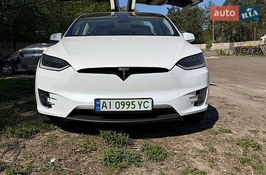 Tesla Model X  2018