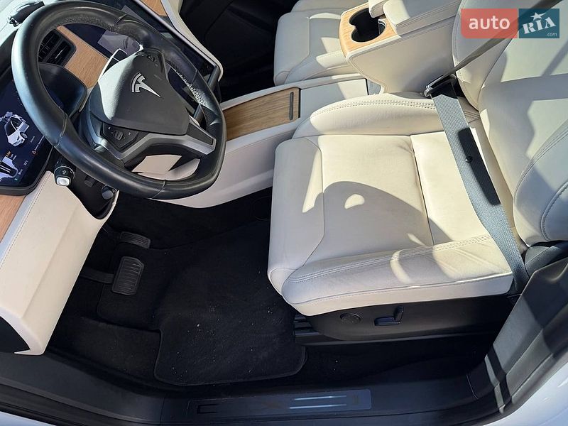 Внедорожник / Кроссовер Tesla Model X 2018 в Киеве фото 14 Внедорожник / Кроссовер Tesla Model X 2018 в Киеве