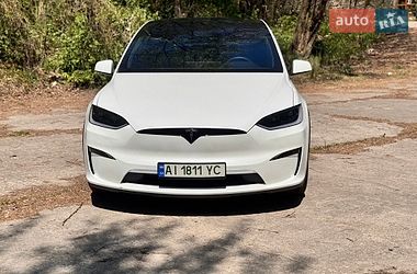 Tesla Model X  2023