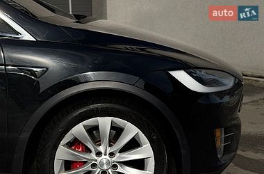 Позашляховик / Кросовер Tesla Model X 2018 в Києві