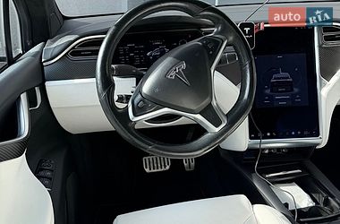 Позашляховик / Кросовер Tesla Model X 2018 в Києві