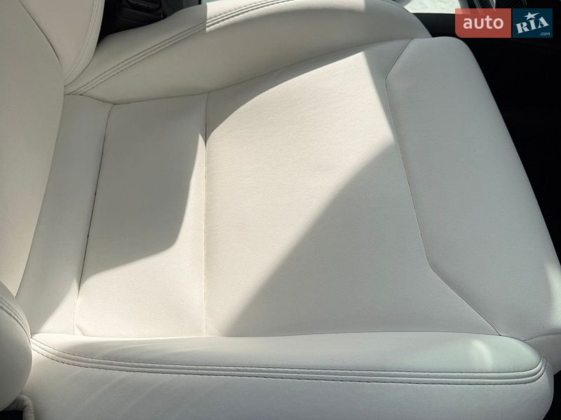 Позашляховик / Кросовер Tesla Model X 2018 в Києві