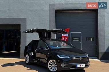 Tesla Model X  2017
