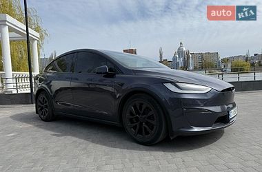 Tesla Model X  2022