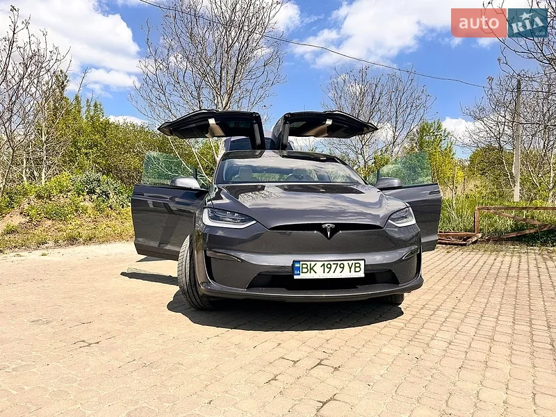 Tesla Model X