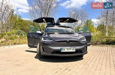 Tesla Model X  2022