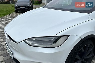 Внедорожник / Кроссовер Tesla Model X 2019 в Киеве